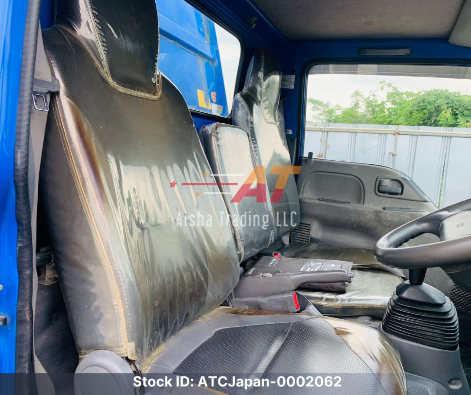 2013 Isuzu Elf